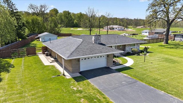 5138 E County Road S, Beloit, WI 53511