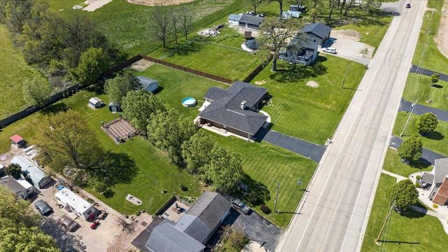 5138 E County Road S, Beloit, WI 53511