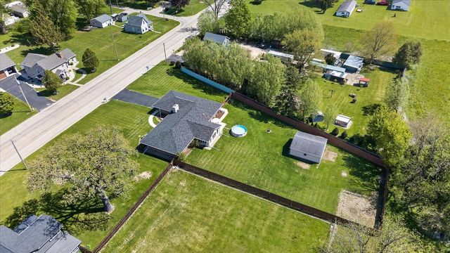 5138 E County Road S, Beloit, WI 53511