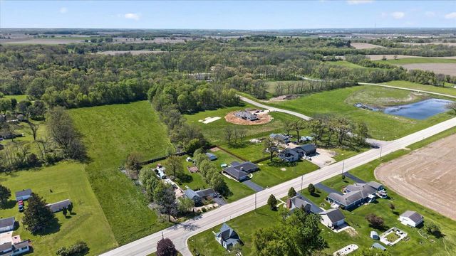 5138 E County Road S, Beloit, WI 53511