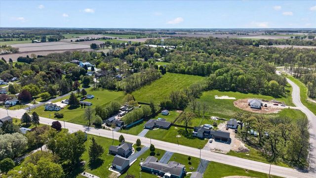 5138 E County Road S, Beloit, WI 53511