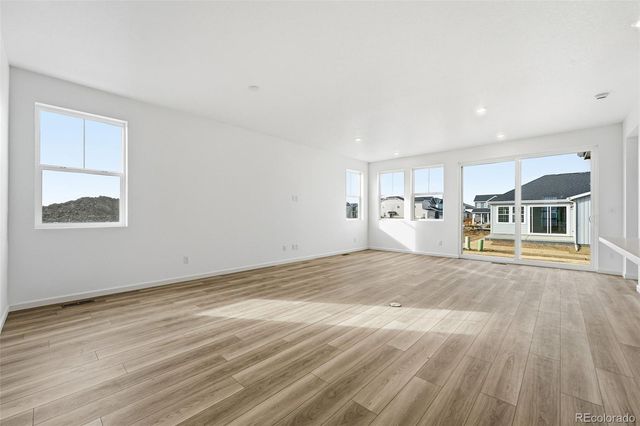 3348 N Duquesne Way, Aurora, CO 80019