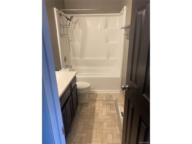 3866 Dyanna Dr, Thornton, CO 80241