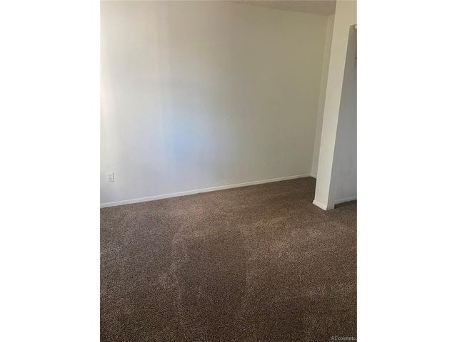 3866 Dyanna Dr, Thornton, CO 80241