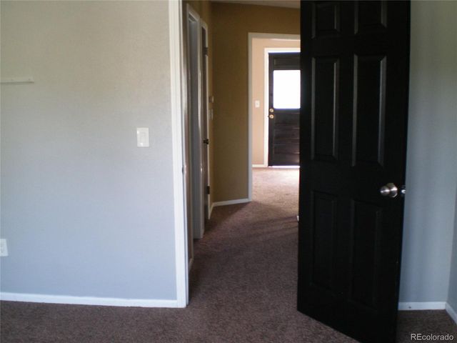 3866 Dyanna Dr, Thornton, CO 80241