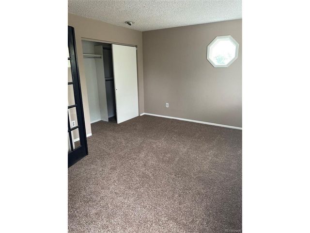 3866 Dyanna Dr, Thornton, CO 80241