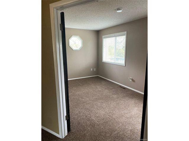 3866 Dyanna Dr, Thornton, CO 80241