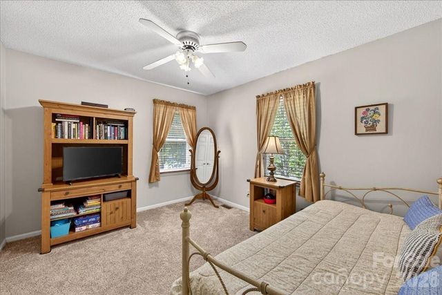 2534 Clearkirk Court, Matthews, NC 28105