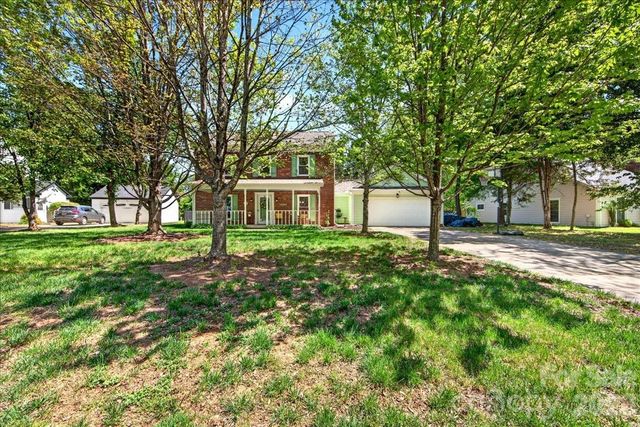 2534 Clearkirk Court, Matthews, NC 28105