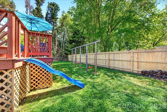 2534 Clearkirk Court, Matthews, NC 28105