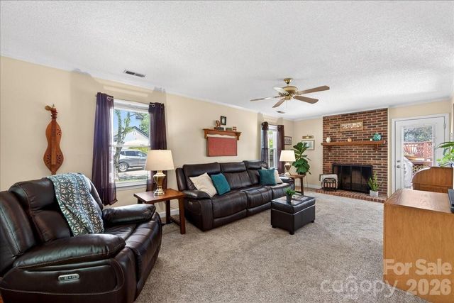 2534 Clearkirk Court, Matthews, NC 28105