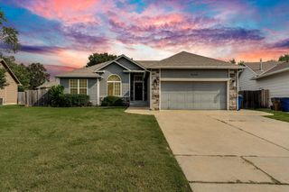 4264 N Rushwood Ct, Bel Aire, KS 67226