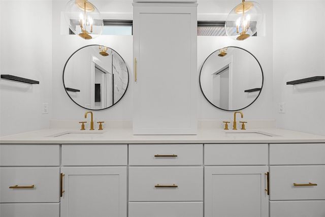 3122 Timber Ridge Court, Hiawatha, IA 52233