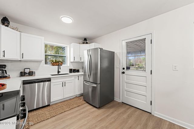 4455 CLINTON Avenue, Jacksonville, FL 32207