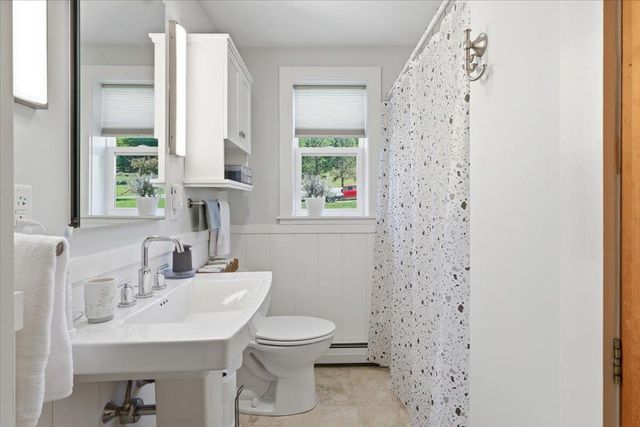 139 Cozzens Road, Huntington, VT 05462