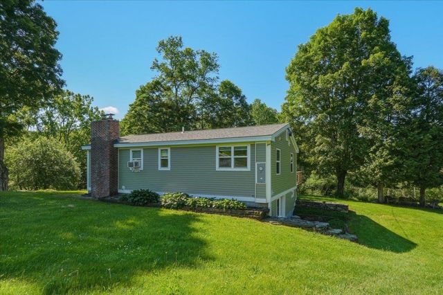 139 Cozzens Road, Huntington, VT 05462