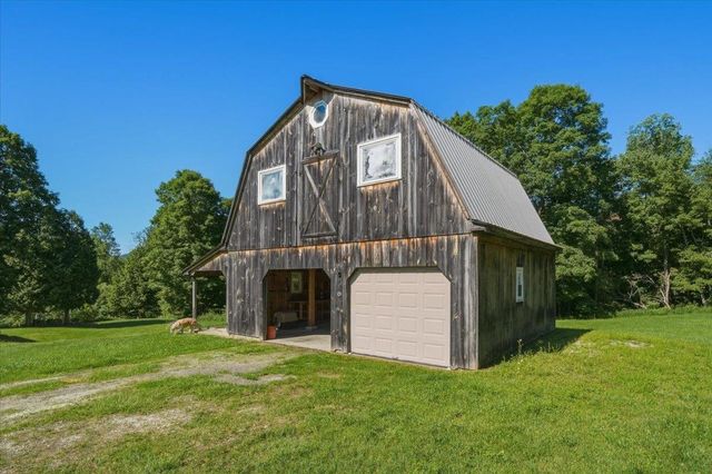 139 Cozzens Road, Huntington, VT 05462