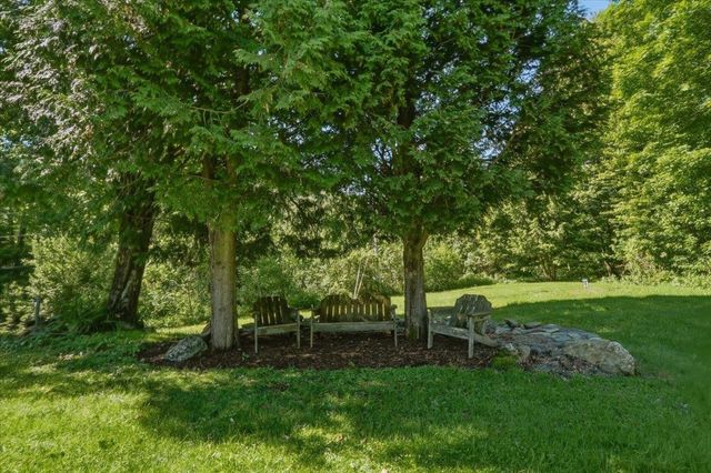 139 Cozzens Road, Huntington, VT 05462