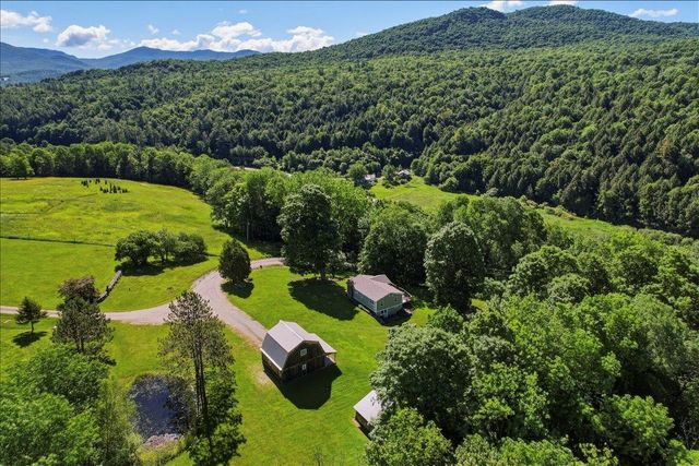 139 Cozzens Road, Huntington, VT 05462