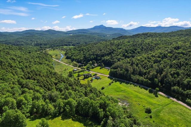 139 Cozzens Road, Huntington, VT 05462
