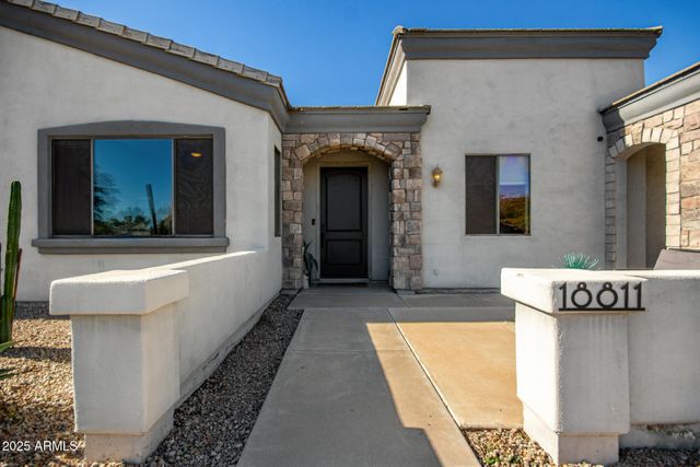 18811 W COLLEGE Drive, Litchfield Park, AZ 85340