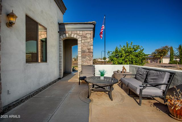 18811 W COLLEGE Drive, Litchfield Park, AZ 85340