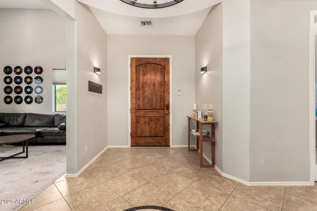 18811 W COLLEGE Drive, Litchfield Park, AZ 85340