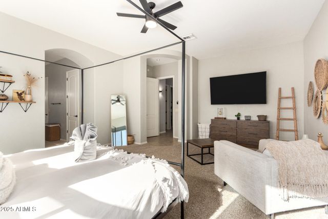 18811 W COLLEGE Drive, Litchfield Park, AZ 85340