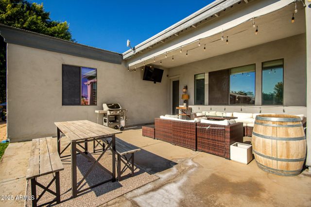 18811 W COLLEGE Drive, Litchfield Park, AZ 85340