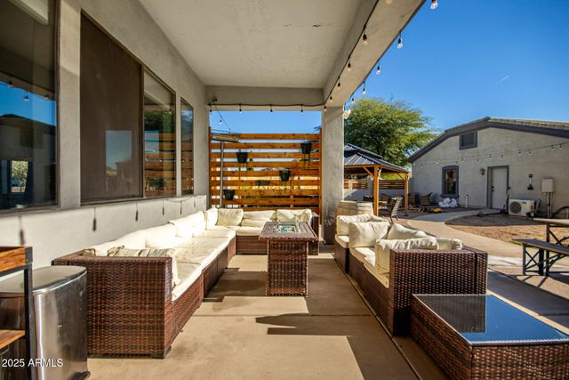 18811 W COLLEGE Drive, Litchfield Park, AZ 85340