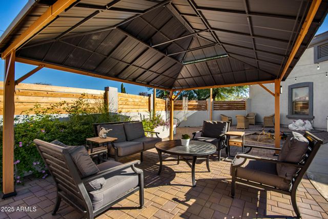 18811 W COLLEGE Drive, Litchfield Park, AZ 85340