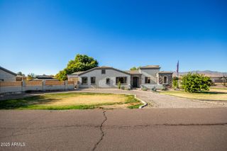 18811 W COLLEGE Drive, Litchfield Park, AZ 85340