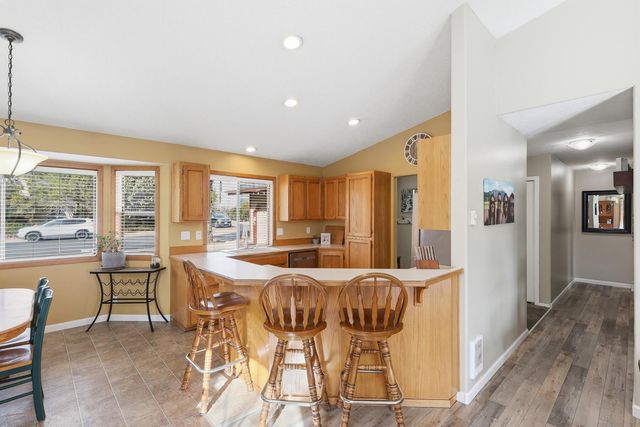 1449 SE Lostine Circle, Bend, OR 97702