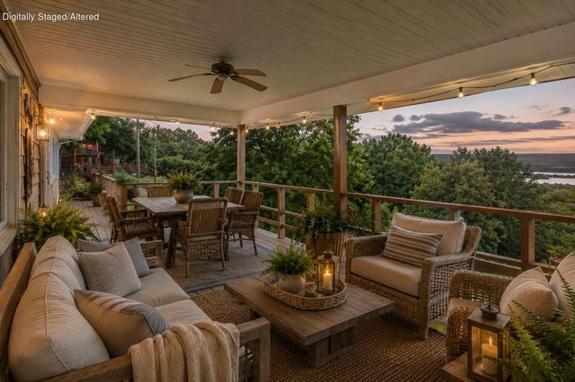 39 James River Road, Kimberling City, MO 65686