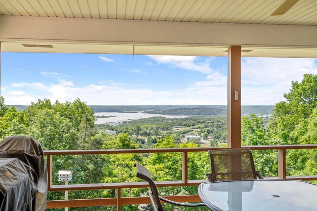 39 James River Road, Kimberling City, MO 65686