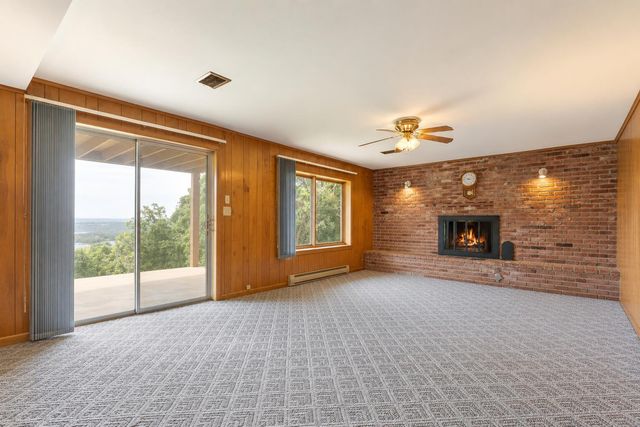 39 James River Road, Kimberling City, MO 65686