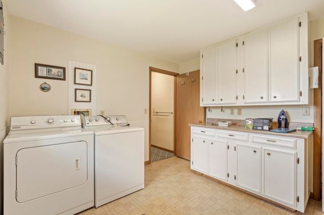 39 James River Road, Kimberling City, MO 65686