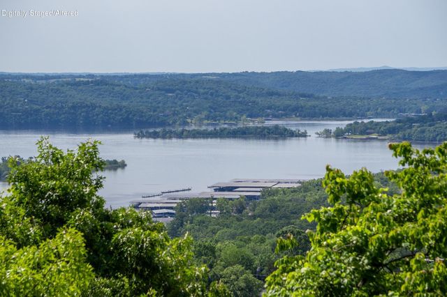 39 James River Road, Kimberling City, MO 65686