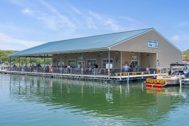 39 James River Road, Kimberling City, MO 65686