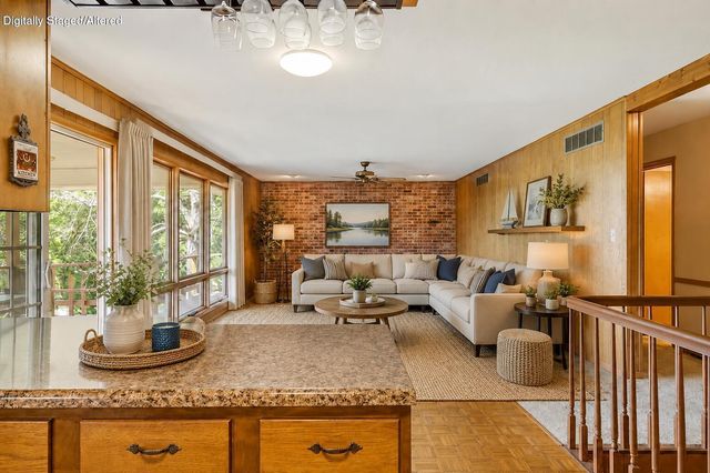 39 James River Road, Kimberling City, MO 65686