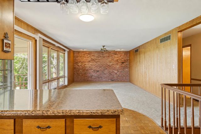 39 James River Road, Kimberling City, MO 65686