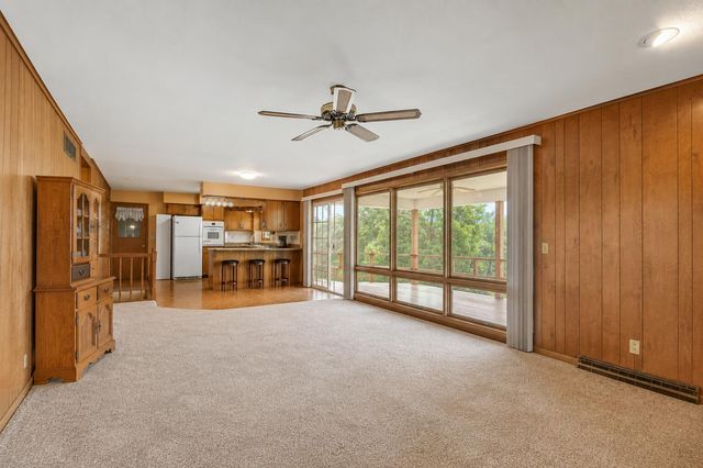 39 James River Road, Kimberling City, MO 65686