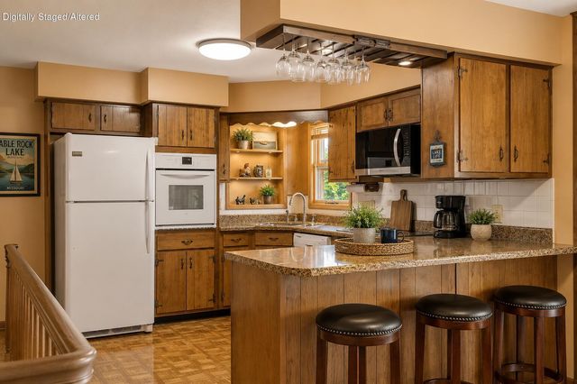 39 James River Road, Kimberling City, MO 65686