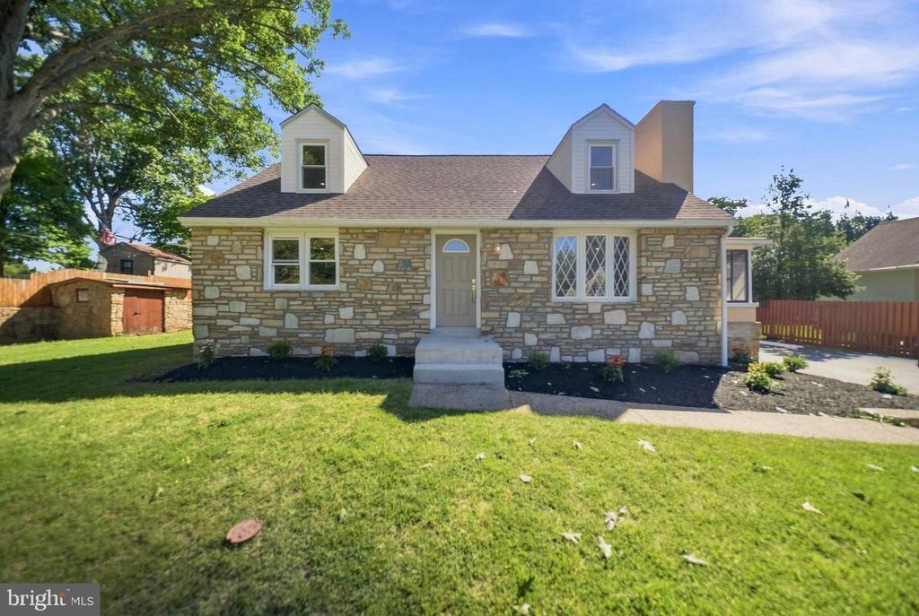 223 ROSEWOOD AVE, LANGHORNE, PA 19047 — photo 2