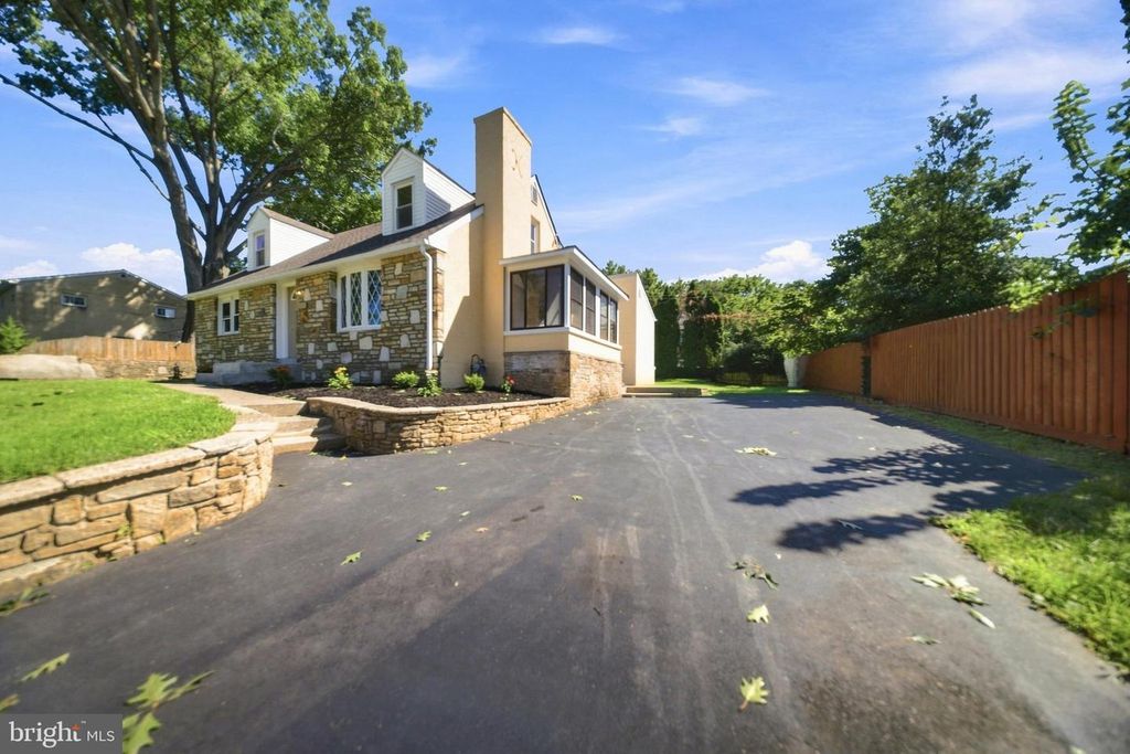 223 ROSEWOOD AVE, LANGHORNE, PA 19047 — photo 3