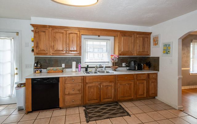 1218 S National Avenue, Springfield, MO 65804