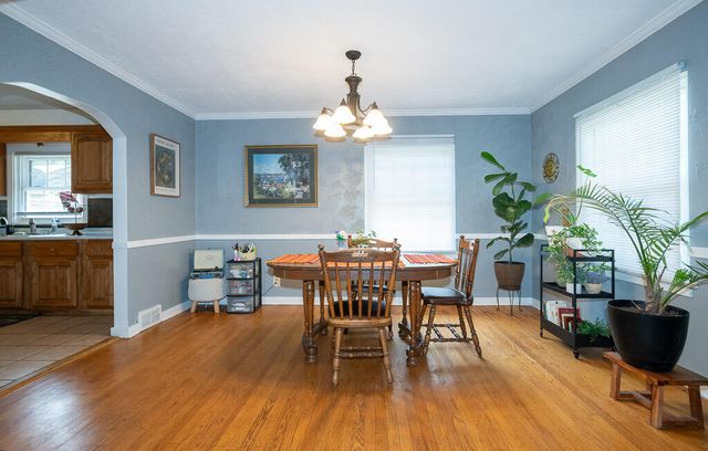 1218 S National Avenue, Springfield, MO 65804
