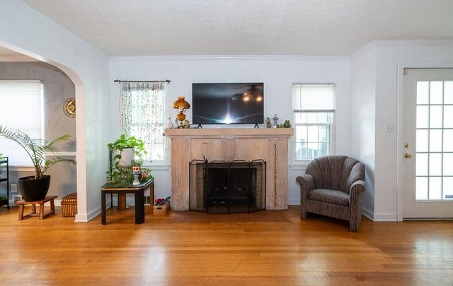 1218 S National Avenue, Springfield, MO 65804