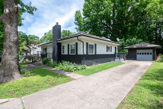 1218 S National Avenue, Springfield, MO 65804