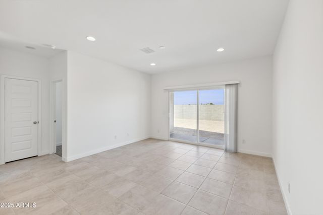 1357 W SHANNONS Way, Coolidge, AZ 85128